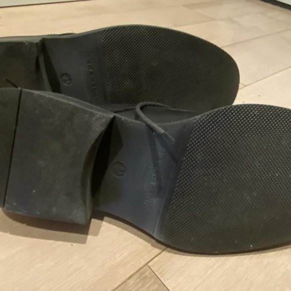 Kenneth Cole Reaction Dress Shoes (Perfect Condition) - Picture 4 of 5